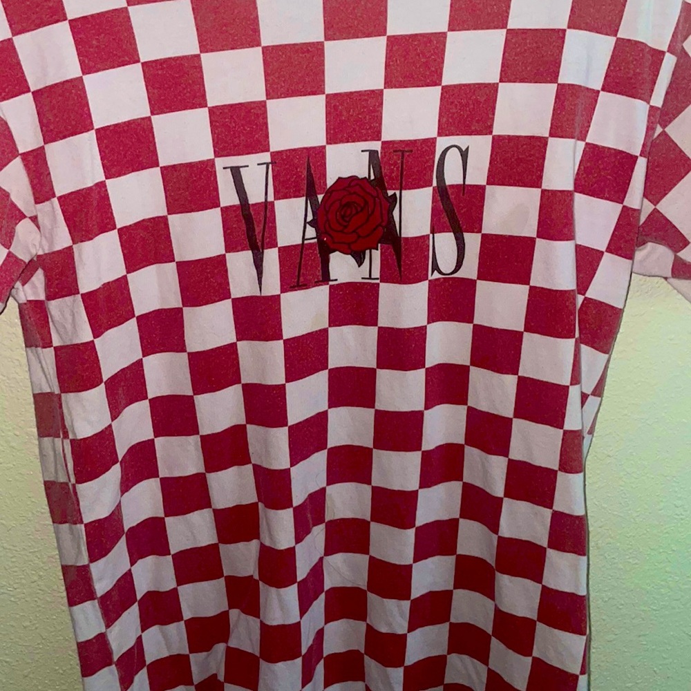Kylie Shirt from Vans was limited edition don’t wear it anymore